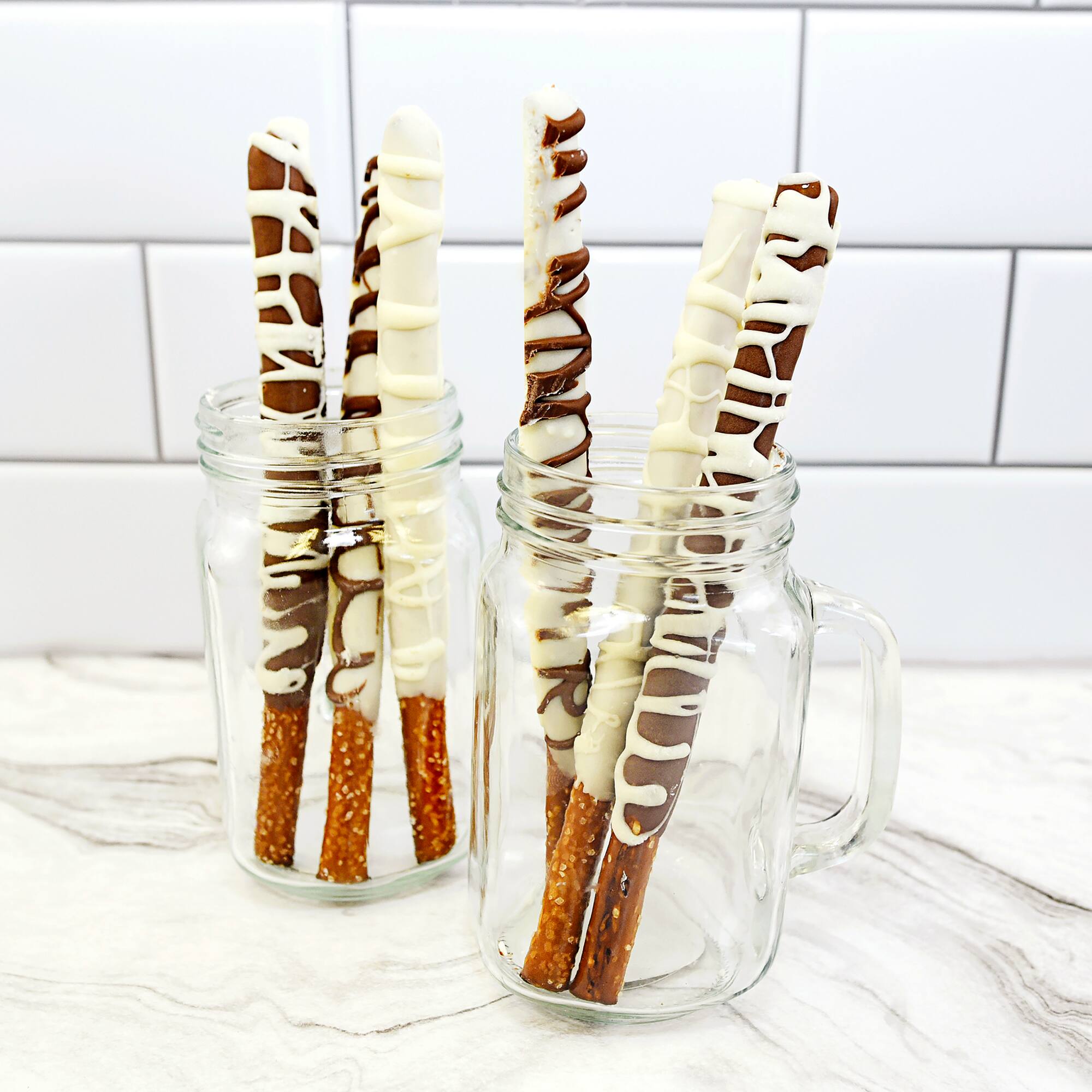 ChocoMaker® White Vanilla Fountain Formula Dipping Candy
